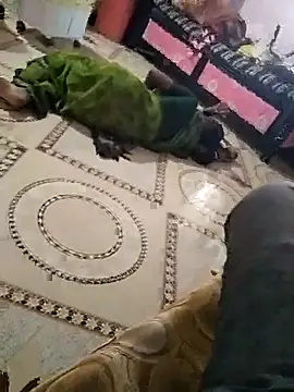 Snapshot of Sonia_Mehra6 chatting on 09.29.25 Sonia Mehra6 online show from 09.29.25