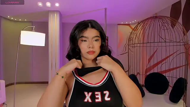 CandaseRussell online show from 10.30.25