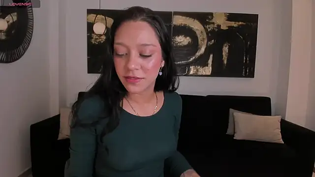 AmaliaCrus online show from 10.29.25