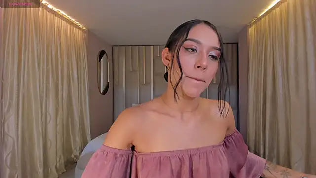 AmaliaCrus online show from 01.06.26