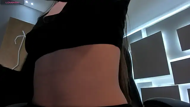 MaiaCollins online show from 10.22.25