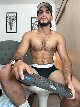 Maximiliano ford online show from 03.22.25