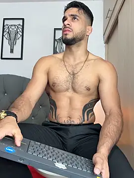 Maximiliano ford online show from 10.05.25