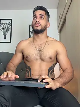 Maximiliano ford online show from 10.14.25