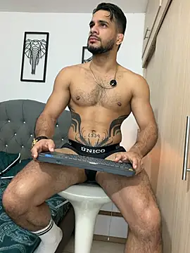 Maximiliano ford online show from 05.02.26
