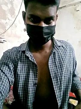 Snapshot of vikesh05 chatting on 03.15.25 vikesh05 online show from 03.15.25