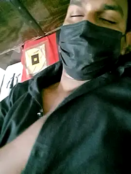 Snapshot of vikesh05 chatting on 03.22.25 vikesh05 online show from 03.22.25