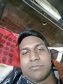 Snapshot of vikesh05 chatting on 11.29.25 vikesh05 online show from 11.29.25