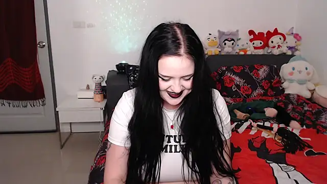 Snapshot of mrsemmablaze chatting on 03.16.25 mrsemmablaze online show from 03.16.25