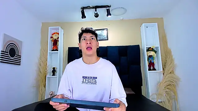 Jhojan twink online show from 09.23.25