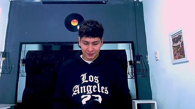 Jhojan twink online show from 03.20.26