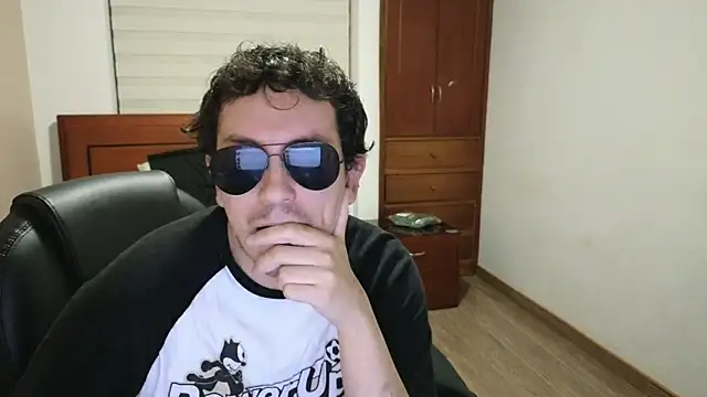 hardaftercum online show from 03.18.25