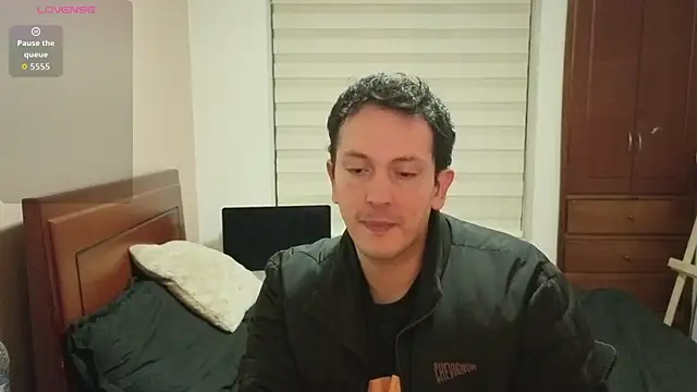 Snapshot of hardaftercum chatting on 04.18.26 hardaftercum online show from 04.18.26