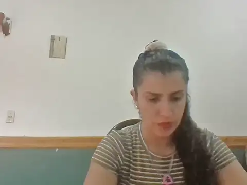 Snapshot of Charlotte0000 chatting on 10.02.25 Charlotte0000 online show from 10.02.25