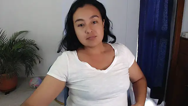 Snapshot of Themagicpotion chatting on 07.17.26 Themagicpotion online show from 07.17.26