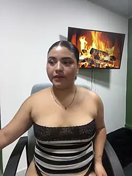 pareja curiosa19 online show from 05.18.26