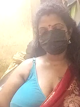 Snapshot of poojaa-rani chatting on 03.24.26 poojaa-rani online show from 03.24.26