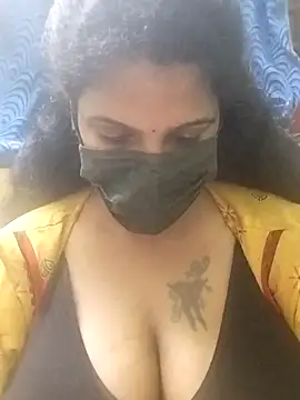 Snapshot of poojaa-rani chatting on 06.19.26 poojaa-rani online show from 06.19.26