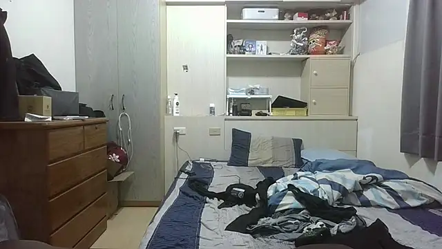 j6m4vu60 online show from 10.24.25