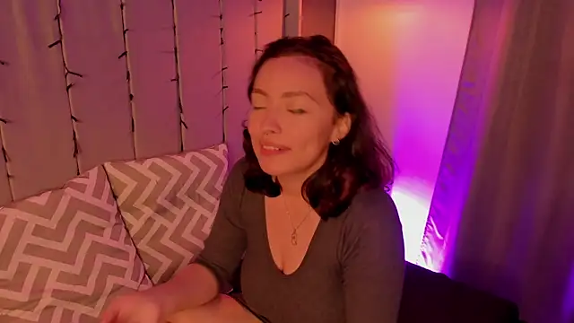 Snapshot of Angelica_Moon21 chatting on 09.26.25 Angelica Moon21 online show from 09.26.25
