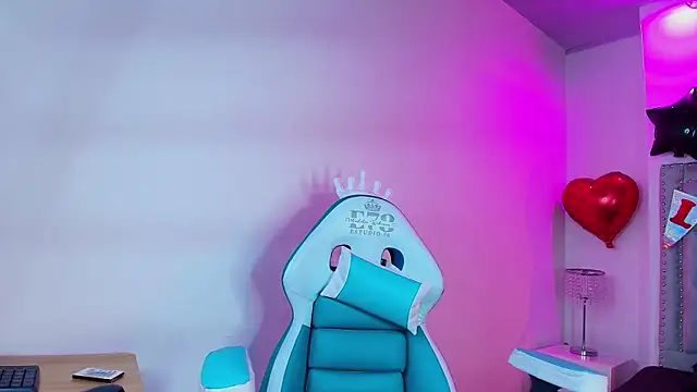 Snapshot of Lia_adamsss chatting on 02.12.26 Lia adamsss online show from 02.12.26