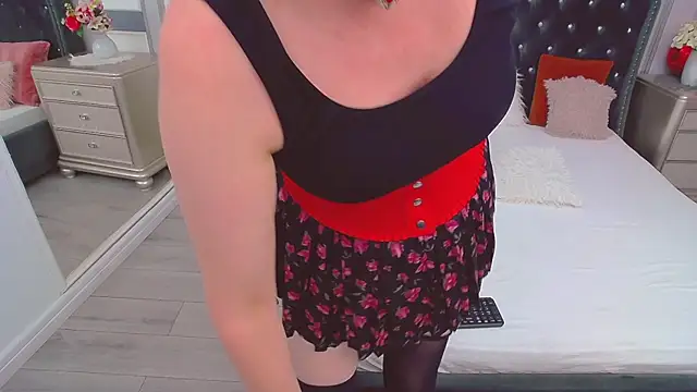 SuzzySun online show from 01.16.26