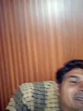 Snapshot of johnny8731 chatting on 02.25.26 johnny8731 online show from 02.25.26