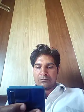 Snapshot of johnny8731 chatting on 03.04.26 johnny8731 online show from 03.04.26