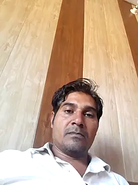 Snapshot of johnny8731 chatting on 03.05.26 johnny8731 online show from 03.05.26