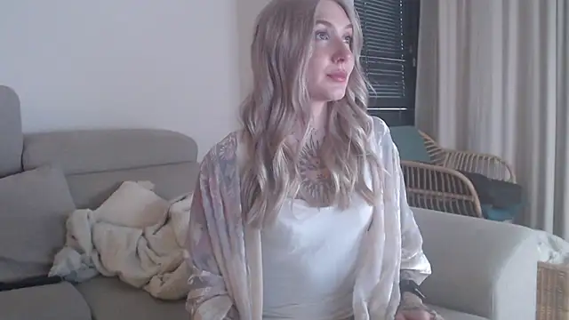 tattoobbgirl online show from 11.25.25