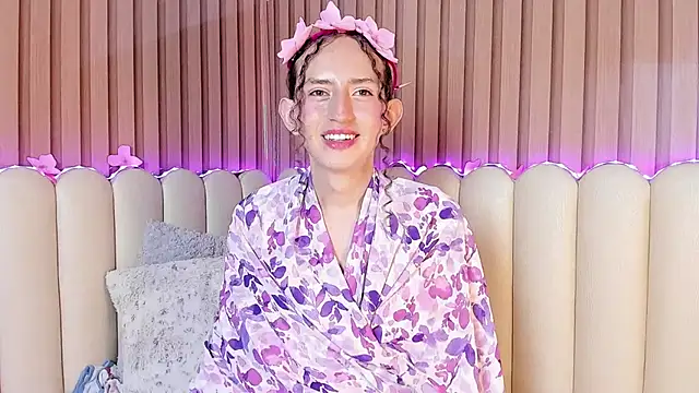 Snapshot of peachandtyron_ chatting on 03.19.25 peachandtyron  online show from 03.19.25