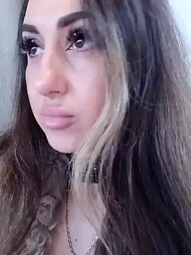 Brilliant-Splashes online show from 03.18.25