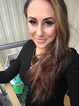 Brilliant-Splashes online show from 09.11.25