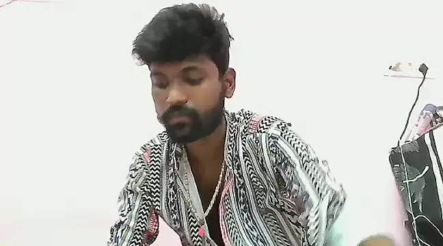 dusky-body online show from 03.17.25