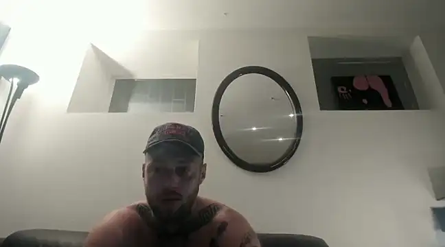 Snapshot of 1intensee chatting on 03.16.25 1intensee online show from 03.16.25