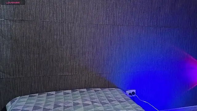 Thalia anderson online show from 04.17.26