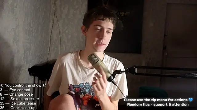 Snapshot of w0rkman chatting on 12.18.25 w0rkman online show from 12.18.25