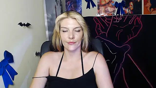Snapshot of VanessaRey_ chatting on 07.01.26 VanessaRey online show from 07.01.26