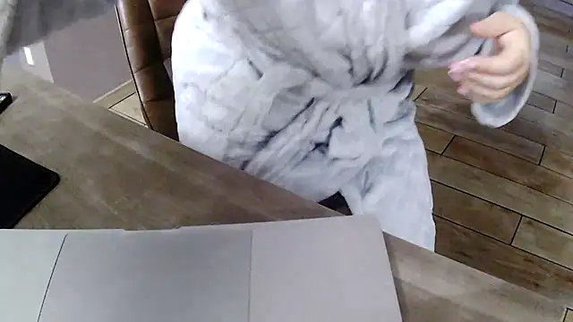 lady gloria69 online show from 10.21.25