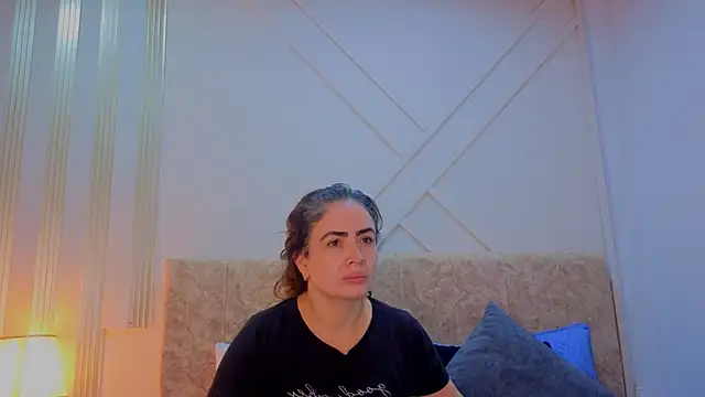 angelinarouse  online show from 04.03.26