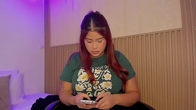 Snapshot of sharonscoth chatting on 03.12.26 sharonscoth online show from 03.12.26