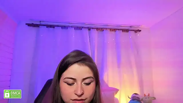 Snapshot of Taiga_Cute chatting on 05.10.26 Taiga Cute online show from 05.10.26