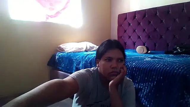 Valeria Tiffany online show from 09.28.25