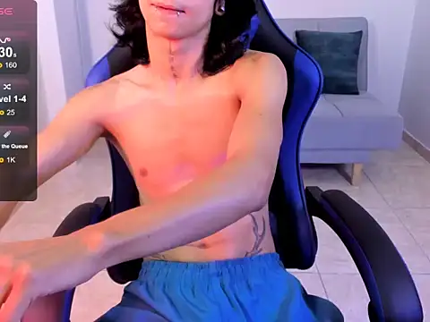 leoaddams22 online show from 10.09.25