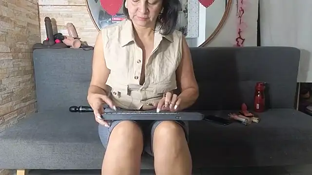 Snapshot of Amadamilf1980 chatting on 02.07.26 Amadamilf1980 online show from 02.07.26