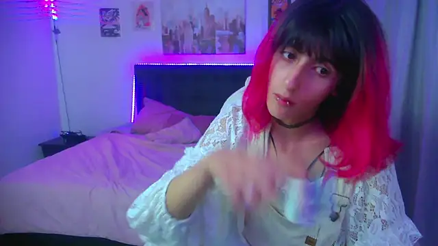Snapshot of goth_minerva chatting on 04.18.26 goth minerva online show from 04.18.26