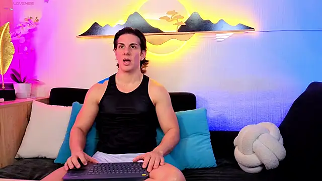 Snapshot of Almiboys chatting on 01.16.26 Almiboys online show from 01.16.26