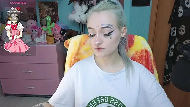 Manuela unicorn online show from 04.17.26