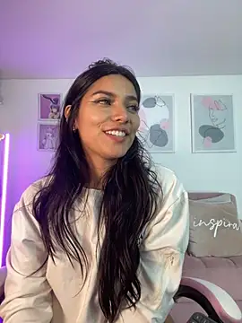 Snapshot of ariana_bae_ chatting on 03.20.25 ariana bae  online show from 03.20.25