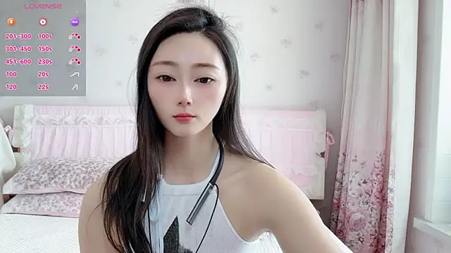 Snapshot of anjila888 chatting on 04.18.26 anjila888 online show from 04.18.26